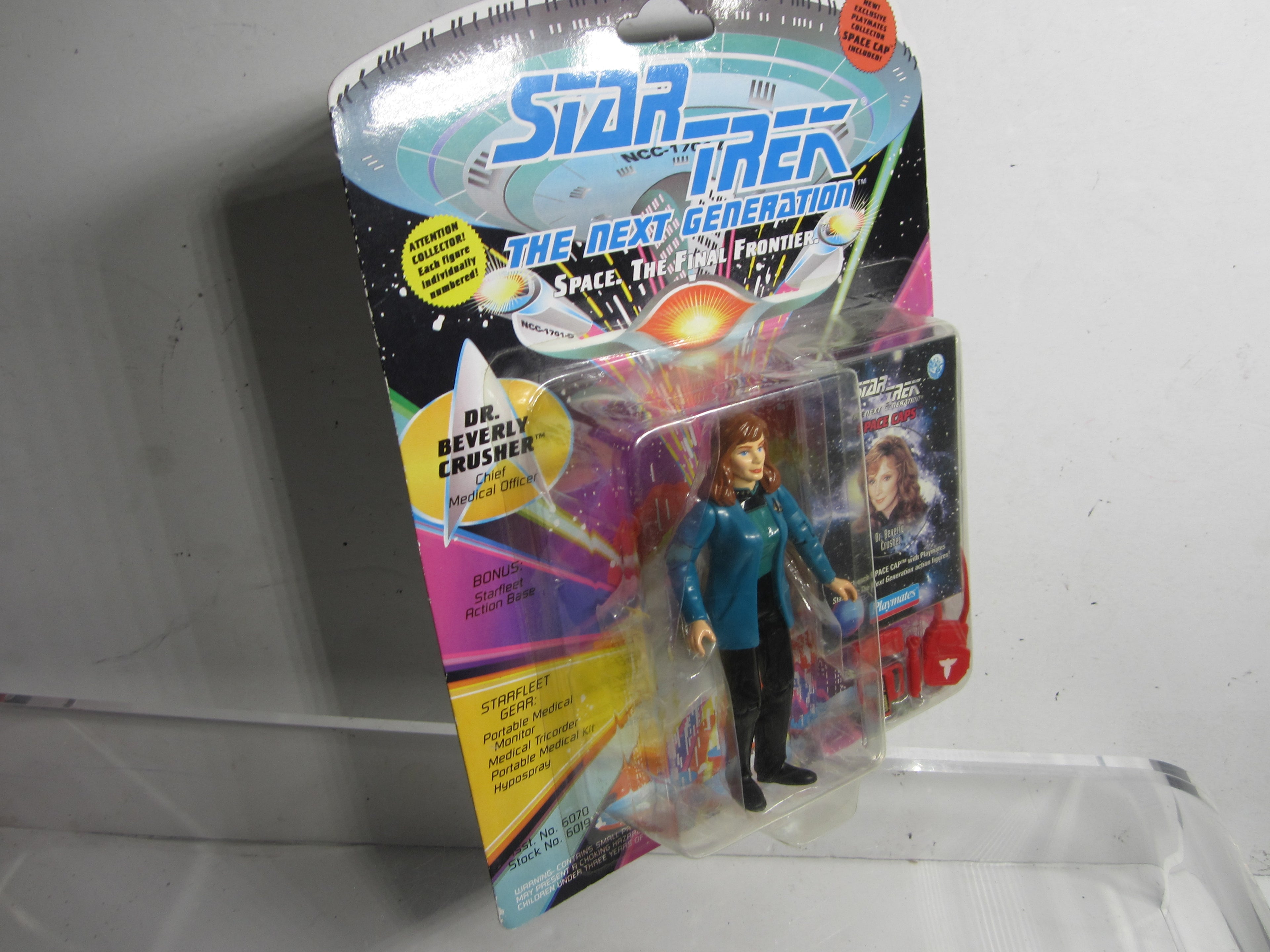 Star trek The Next Generation Action Figure Dr. Beverly Crusher