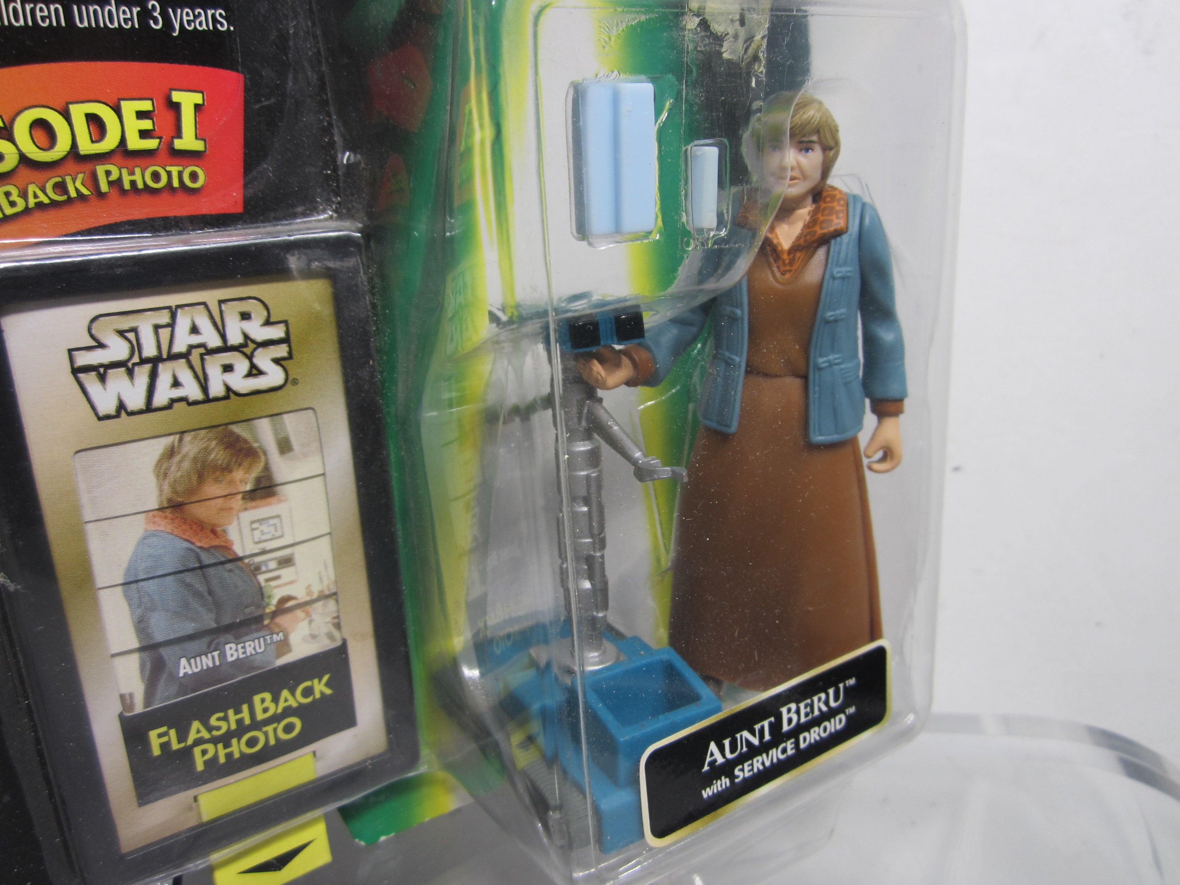 Star Wars Episode I Action Figure Aunt Beru With Droid